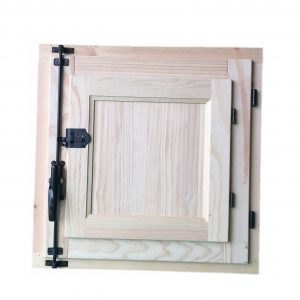 VENTANA DE MADERA RÚSTICA