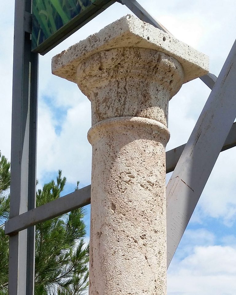COLUMNA EN MARMOL TRAVERTINO - RUSTICOS Y MADERA