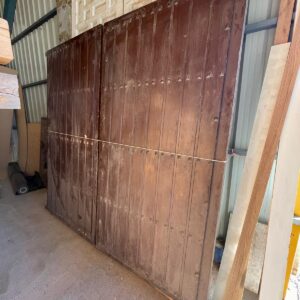 puerta de madera recuperada dos hojas