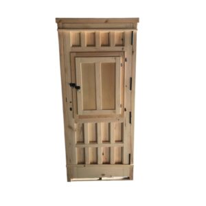 PUERTA RÚSTICA DE EXTERIOR DE MADERA CON REJA GRANDE Y POSTIGOS - Imagen 3