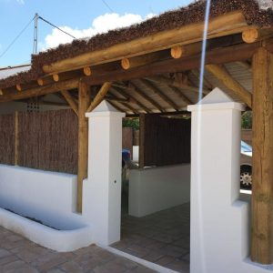 pérgola con brezo