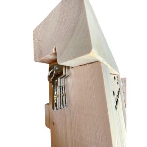 Puerta Exterior Ciega de Madera con Clavos Modelo Avilés - Imagen 4